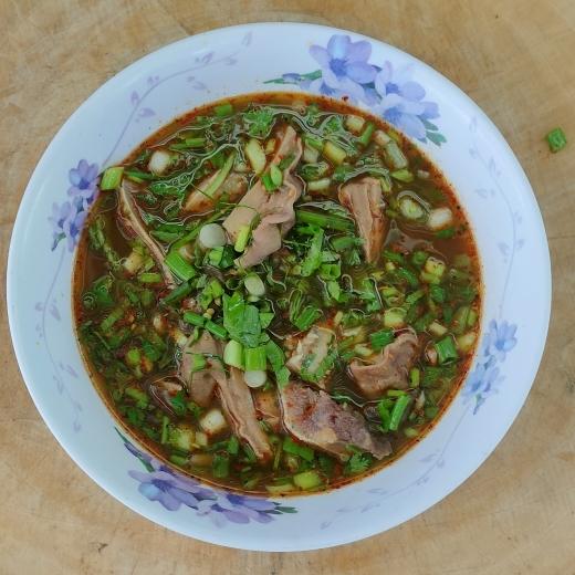 Profile อาหารอีสาน หมีหิวลาบราชการ